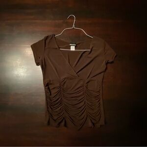Baranda Women’s Chocolate Brown Ruched V-neck Top Size Small, NWOT.